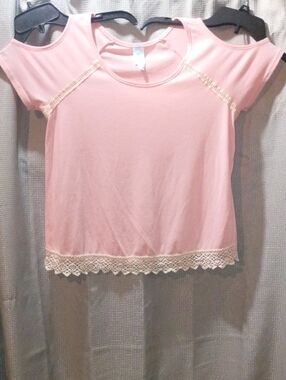Women's Pink Lace-Trim Cold-Shoulder Blouse